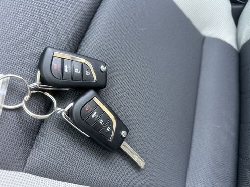 Used 2026 Toyota Corolla LE image 20