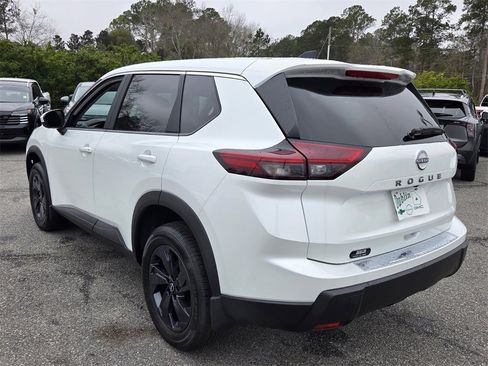 New 2026 Nissan Rogue SV w/ Cold Weather Package image 8