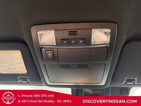 Used 2018 Toyota Tacoma TRD Sport w/ Technology Package AWD/4WD image 26
