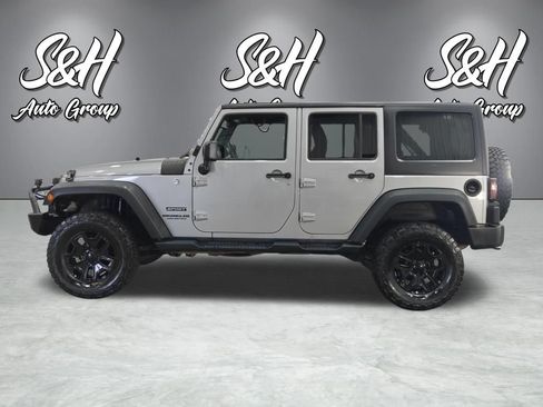 Used 2015 Jeep Wrangler Unlimited Sport w/ Quick Order Package 24S AWD/4WD image 14
