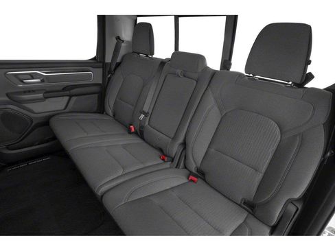 Used 2020 RAM 1500 Big Horn AWD/4WD image 31