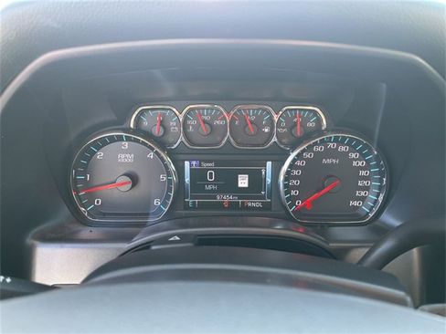 Certified 2018 Chevrolet Silverado 1500 LT w/ LT Convenience Package image 12