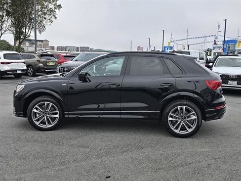 New 2025 Audi Q3 2.0T Premium image 36