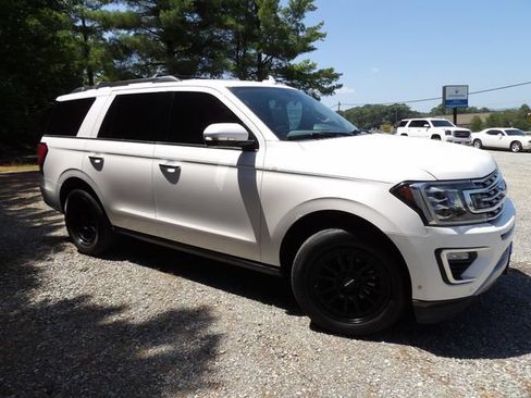 Used 2018 Ford Expedition Limited w/ Equipment Group 301A AWD/4WD image 6