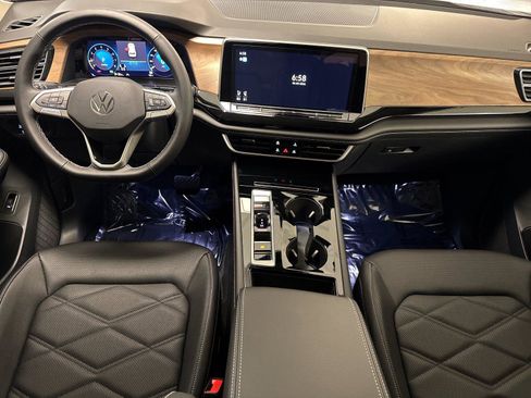 New 2026 Volkswagen Atlas SE image 12