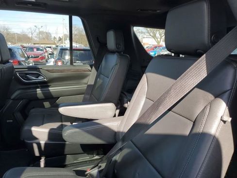 Used 2023 Chevrolet Tahoe Z71 w/ Luxury Package image 32