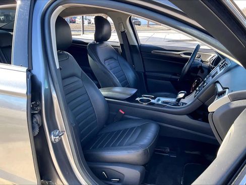 Used 2013 Ford Fusion SE image 8