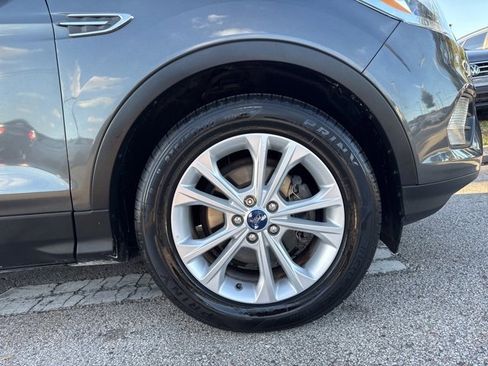 Used 2018 Ford Escape SEL image 9