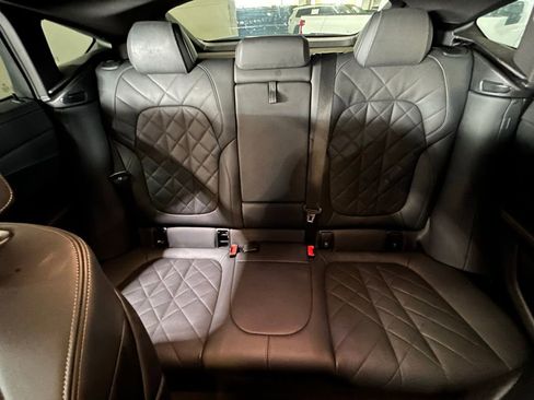 Used 2024 BMW X6 xDrive40i w/ Premium Package image 13