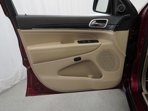 Certified 2020 Jeep Grand Cherokee Limited w/ Luxury Group II image 43