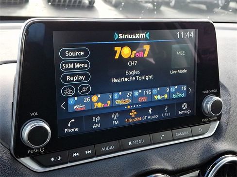 Used 2023 Nissan Sentra SV image 17