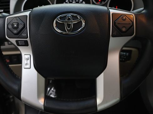 Used 2017 Toyota Sequoia Limited w/ Safety & Convenience Package RWD image 21