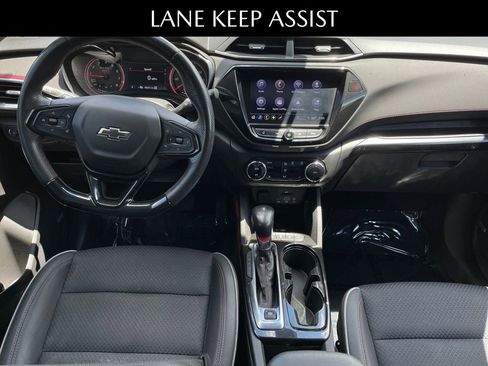 Used 2022 Chevrolet TrailBlazer RS w/ Technology Package AWD/4WD image 9