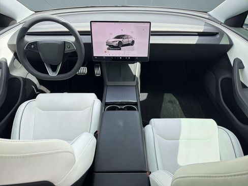 Used 2025 Tesla Model 3 Performance AWD/4WD image 15