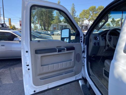 Used 2008 Ford F350 Lariat image 21