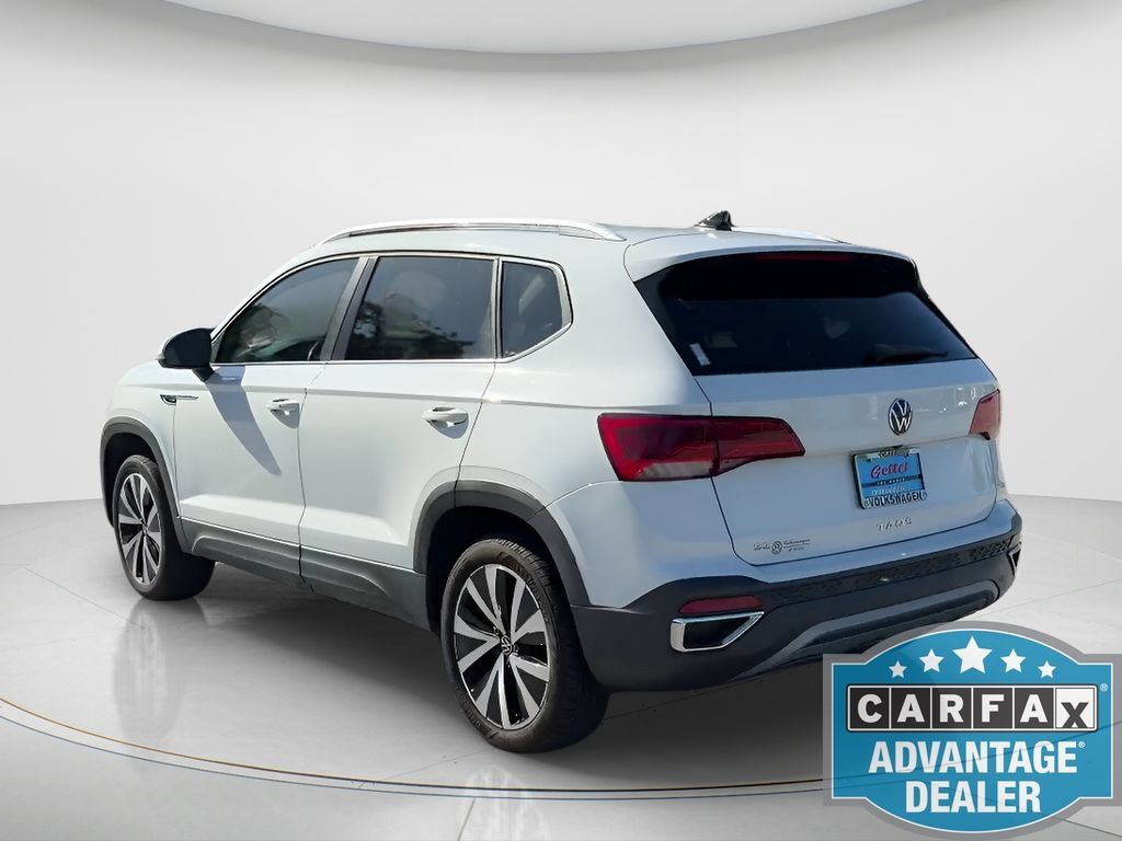 Used 2022 Volkswagen Taos SE FWD image 8