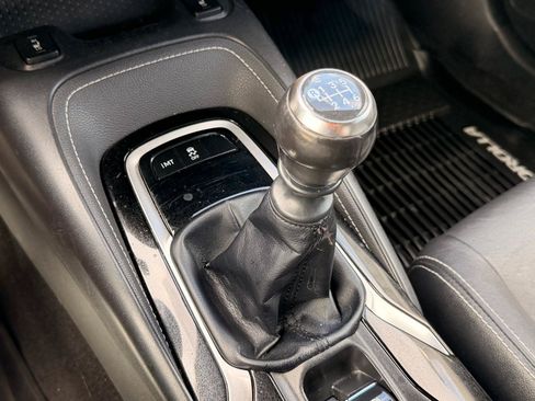 Used 2019 Toyota Corolla XSE FWD image 25