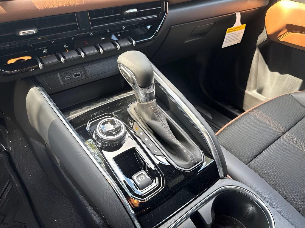 New 2026 GMC Canyon AT4 AWD/4WD image 15