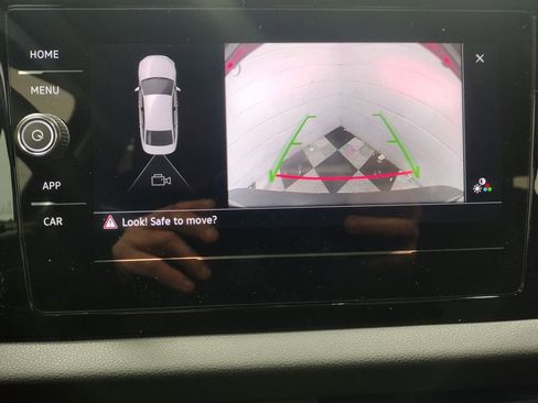 Used 2025 Volkswagen Jetta S image 9