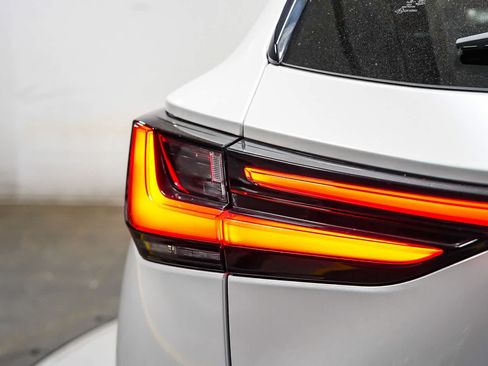 Used 2023 Lexus NX 450h+ AWD image 11