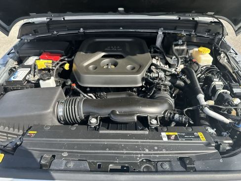 Certified 2023 Jeep Wrangler Sport AWD/4WD image 16