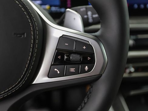 New 2026 BMW X5 xDrive50e w/ M Sport Package image 13