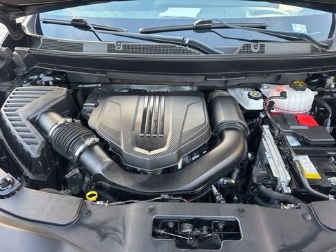 Used 2024 Chevrolet Traverse RS w/ LPO, Floor Liner Package image 40