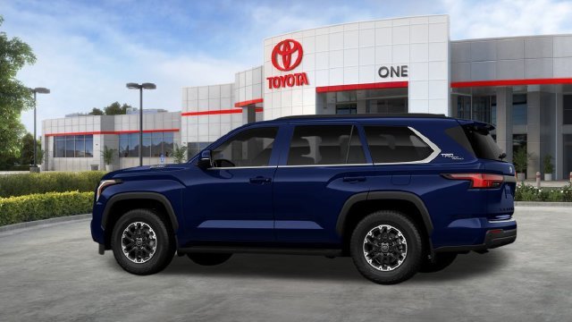New 2026 Toyota Sequoia SR5 w/ SR5 Premium Package AWD/4WD image 8