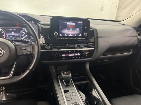 Used 2022 Nissan Pathfinder SV image 20