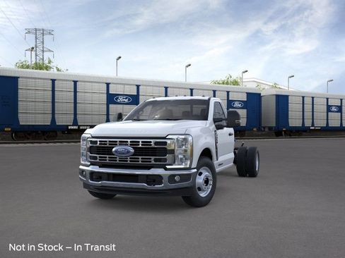 New 2026 Ford F350 XL w/ XL Chrome Package RWD image 2