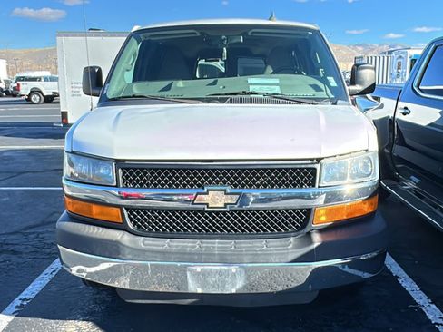 Used 2016 Chevrolet Express 3500 LT w/ LT Preferred Equipment Group image 2