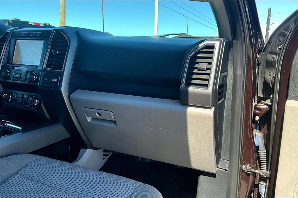 Used 2020 Ford F150 XLT w/ Equipment Group 302A Luxury AWD/4WD image 16