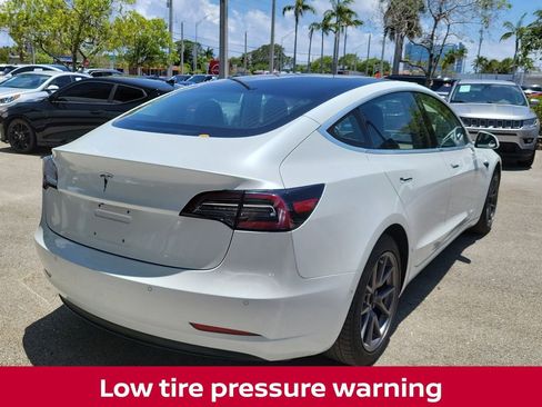 Used 2018 Tesla Model 3 Long Range RWD image 8