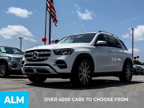 Used 2025 Mercedes-Benz GLE 450e 4MATIC image 2