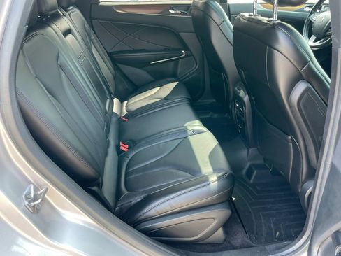 Used 2017 Lincoln MKC Reserve w/ Lincoln MKC Climate Package AWD/4WD image 21