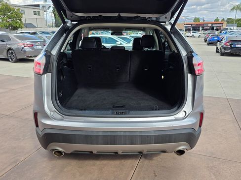 Used 2022 Ford Edge Titanium image 17