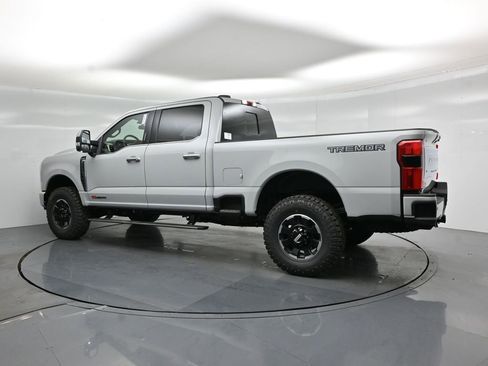 New 2026 Ford F250 Platinum w/ Platinum Plus Package AWD/4WD image 6
