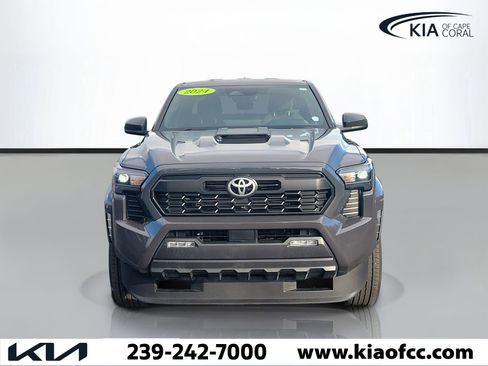 Used 2024 Toyota Tacoma TRD Sport RWD image 2
