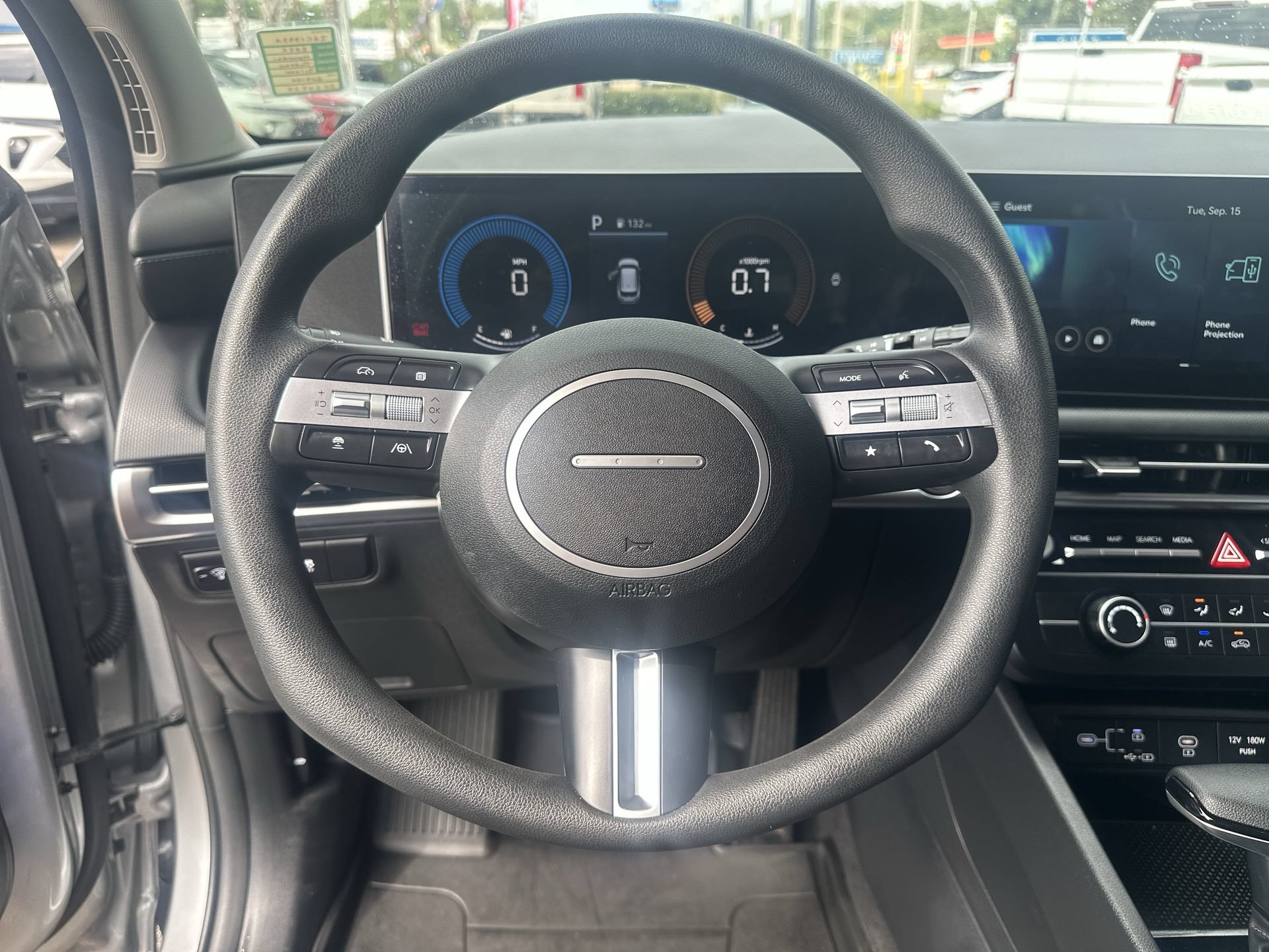 Used 2025 Hyundai Tucson SE FWD image 21
