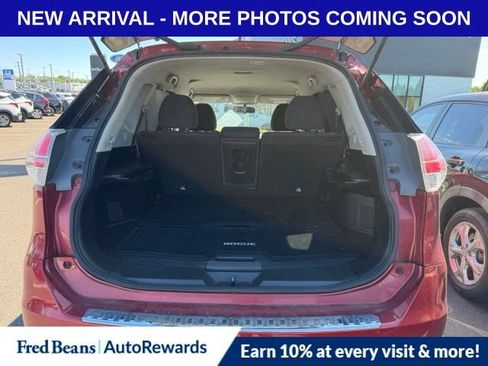 Used 2016 Nissan Rogue S AWD/4WD image 8