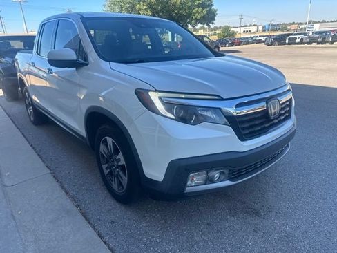 Used 2017 Honda Ridgeline RTL-E image 3