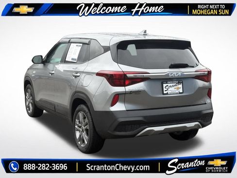 Used 2023 Kia Seltos LX AWD/4WD image 5