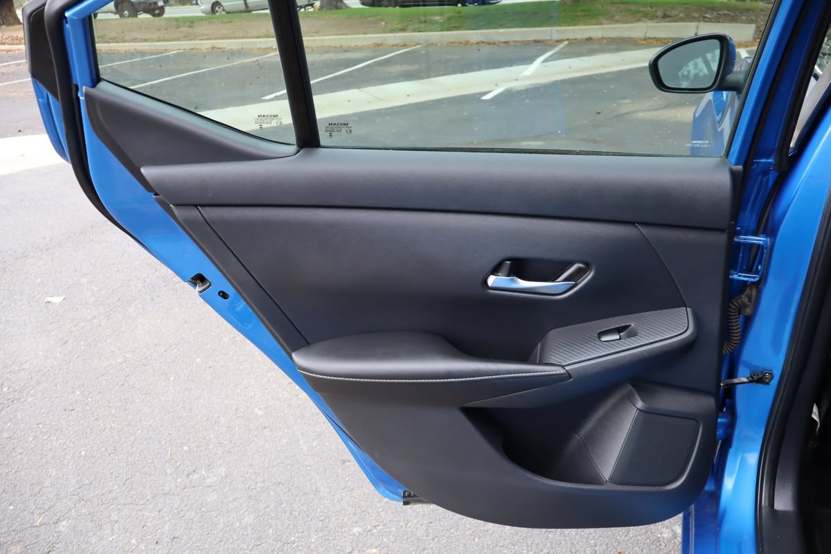 Used 2022 Nissan Sentra SV FWD image 24