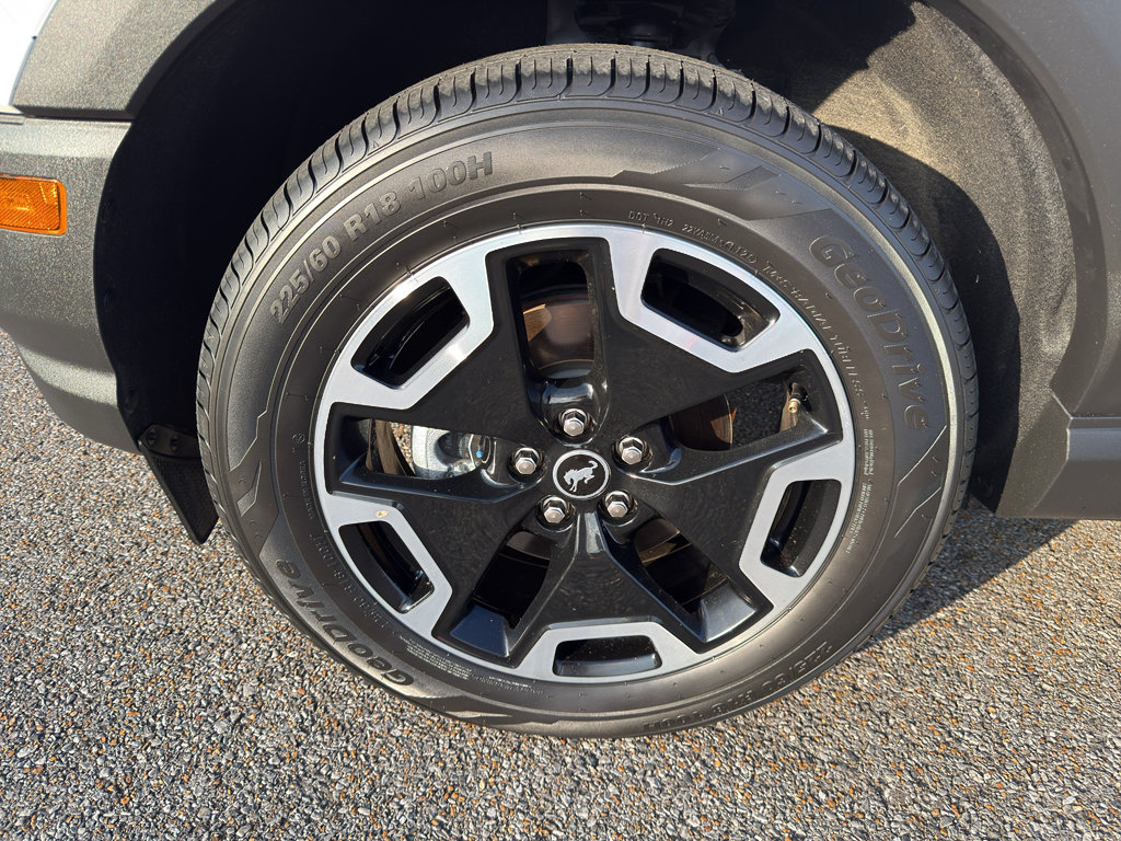 Used 2024 Ford Bronco Sport Outer Banks AWD/4WD image 9