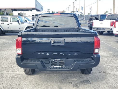 Used 2022 Toyota Tacoma SR RWD image 6