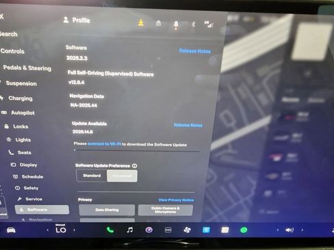 Used 2023 Tesla Model X AWD/4WD image 15