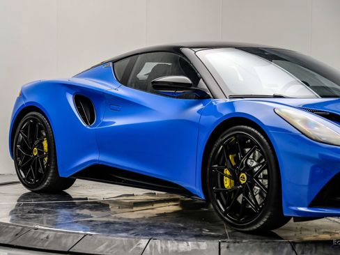 New 2026 Lotus Emira SE image 28