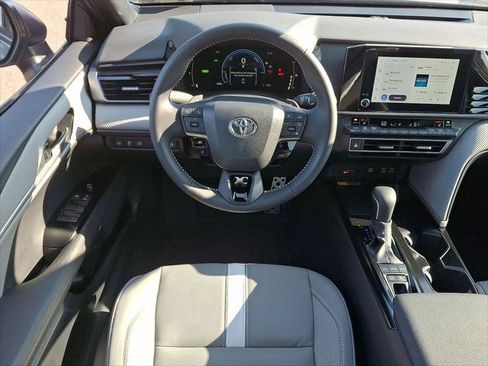 Certified 2025 Toyota Camry SE w/ Convenience Package FWD image 23