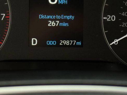 Certified 2024 Toyota Corolla SE image 16