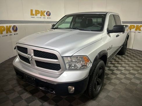 Used 2018 RAM 1500 Outdoorsman AWD/4WD image 8